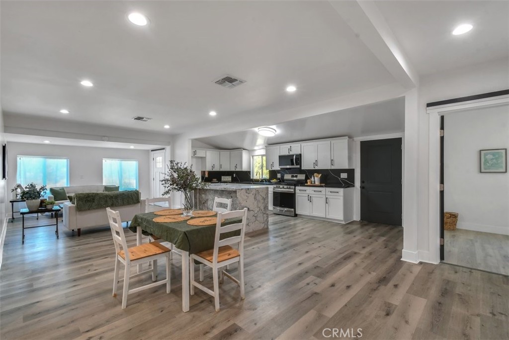 545 Justeson Avenue Property Photo