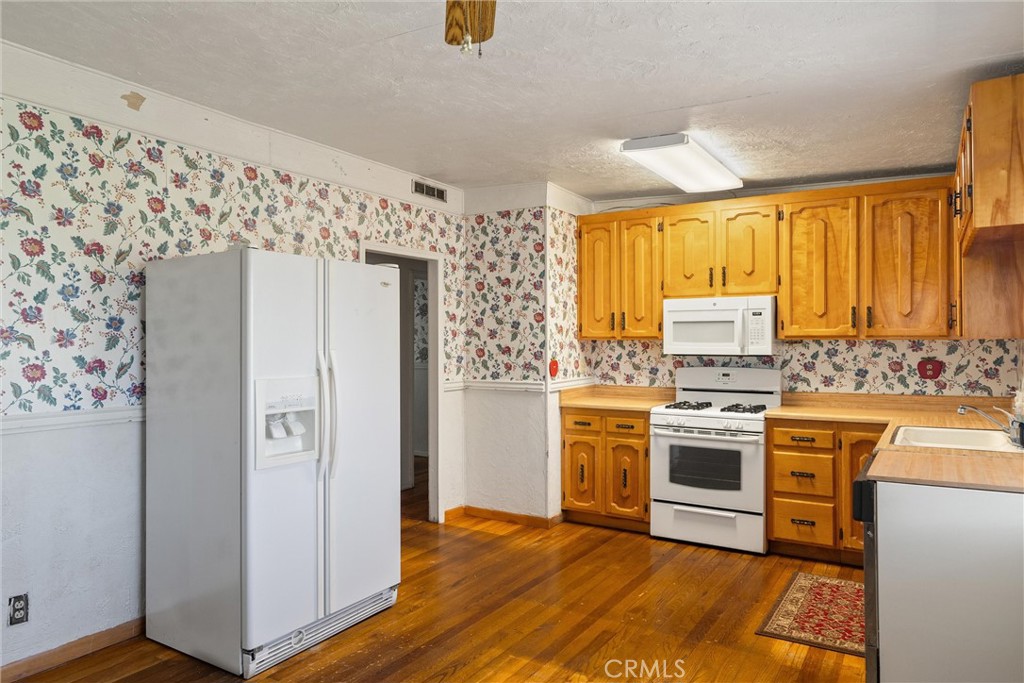 1613 12th Street Property Photo 11