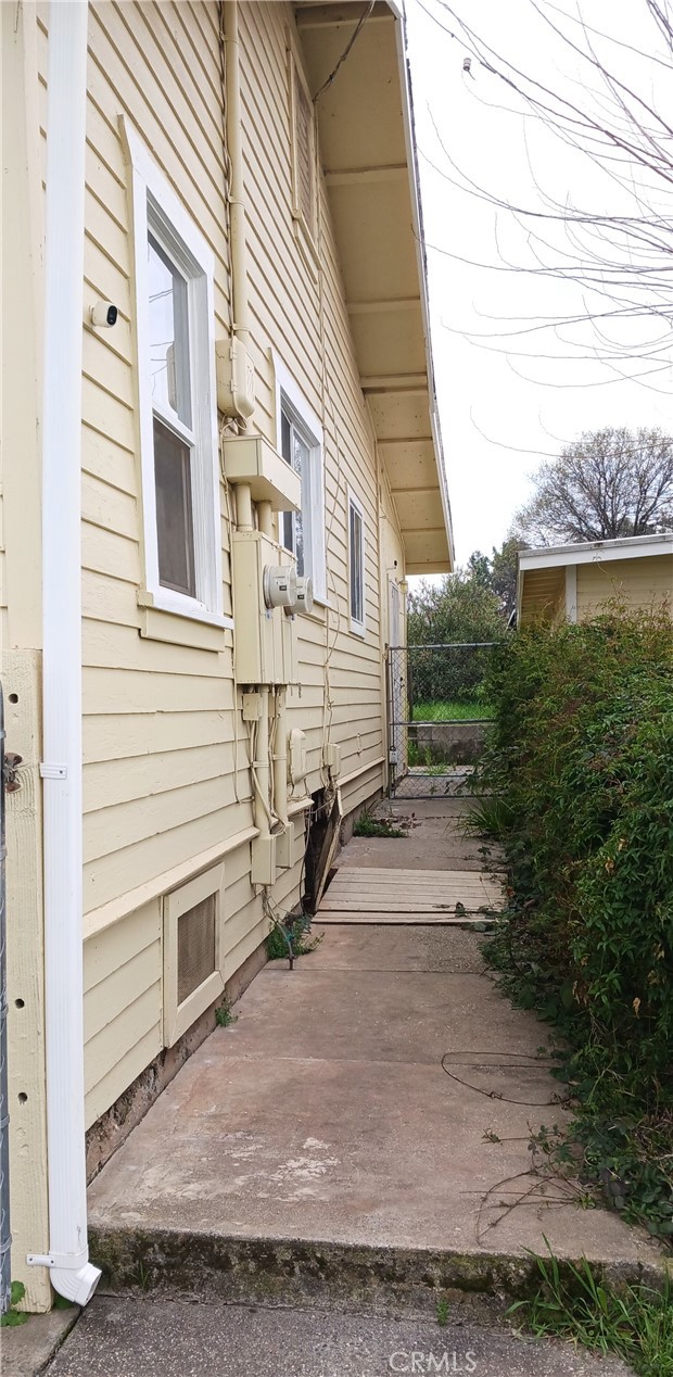 959 Nelson Avenue Property Photo 8