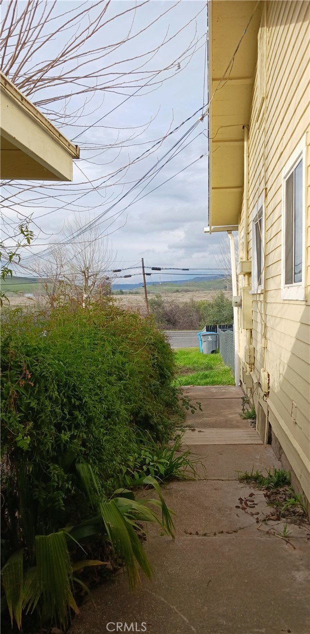 959 Nelson Avenue Property Photo 9