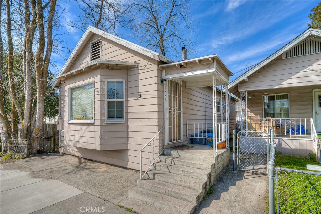 1502 Pomona Avenue Property Photo 1