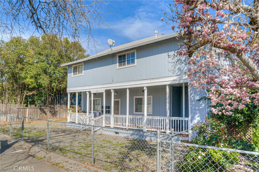 1911 Veatch Street Property Photo