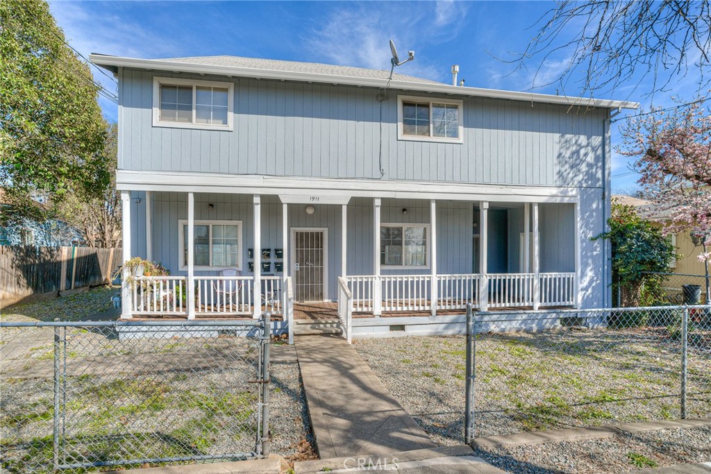 1911 Veatch Street Property Photo 2