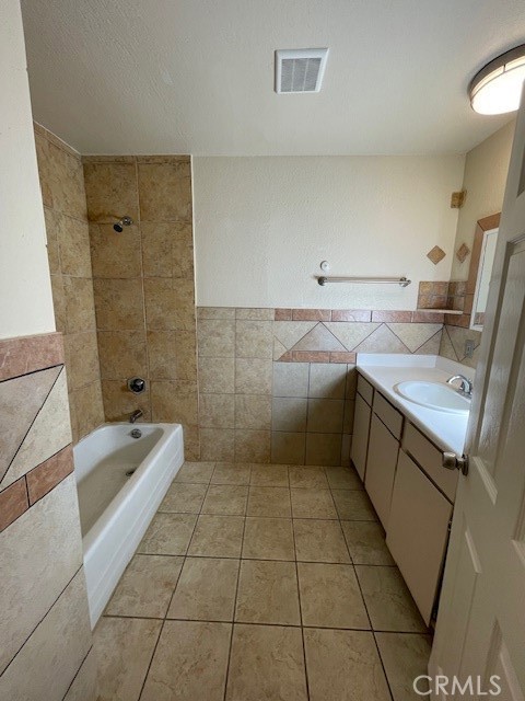 9286 San Benito Avenue Property Photo 12