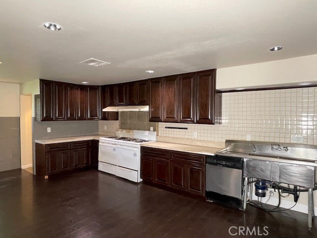9286 San Benito Avenue Property Photo 32