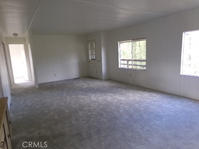 323 Ridgecrest Parkway Property Photo 6