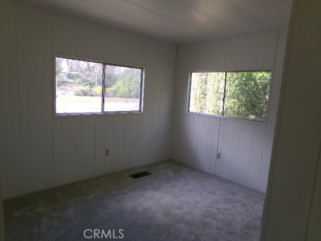 323 Ridgecrest Parkway Property Photo 27