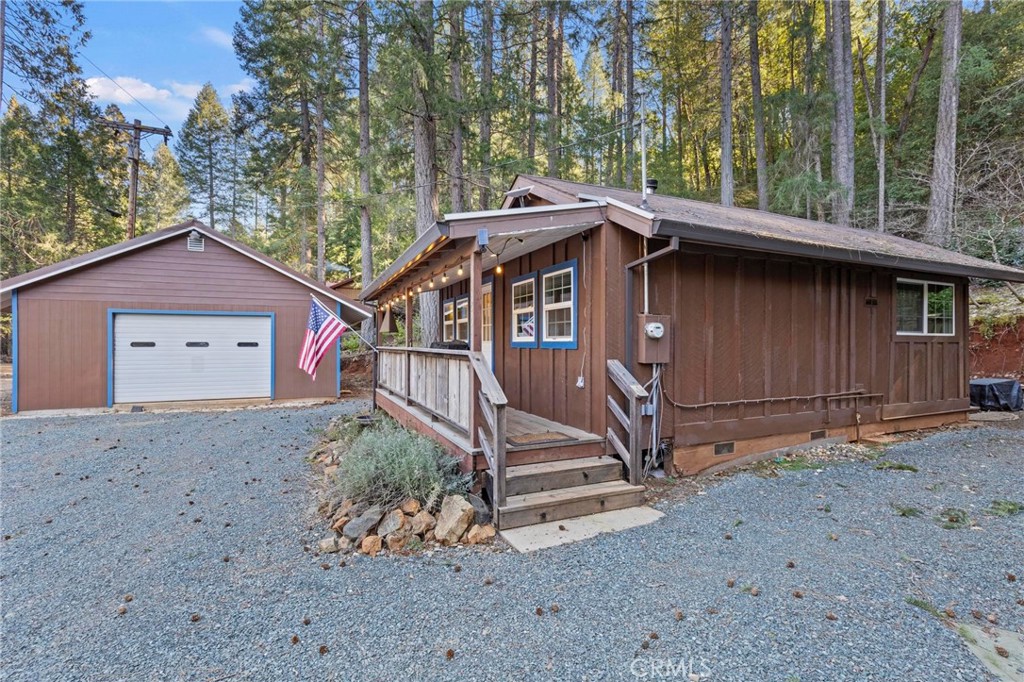 17867 Rainbow Lane Property Photo
