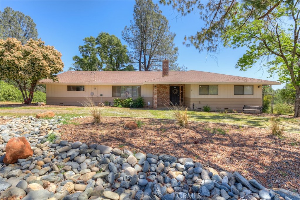 135 Riverview Drive Property Photo