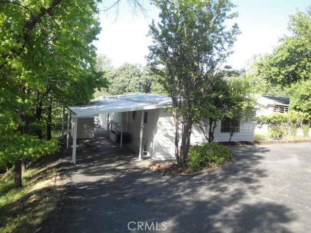 567 Silver Leaf Drive Property Photo 2