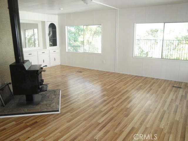 567 Silver Leaf Drive Property Photo 4
