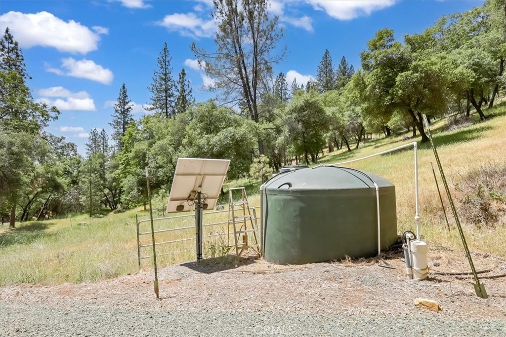 14818 Willow Glen Road Property Photo 13