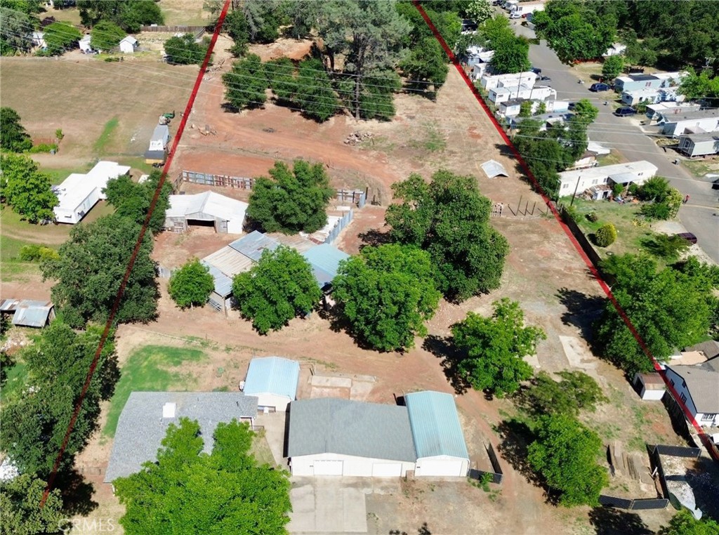 6327 Lincoln Boulevard Property Photo 8
