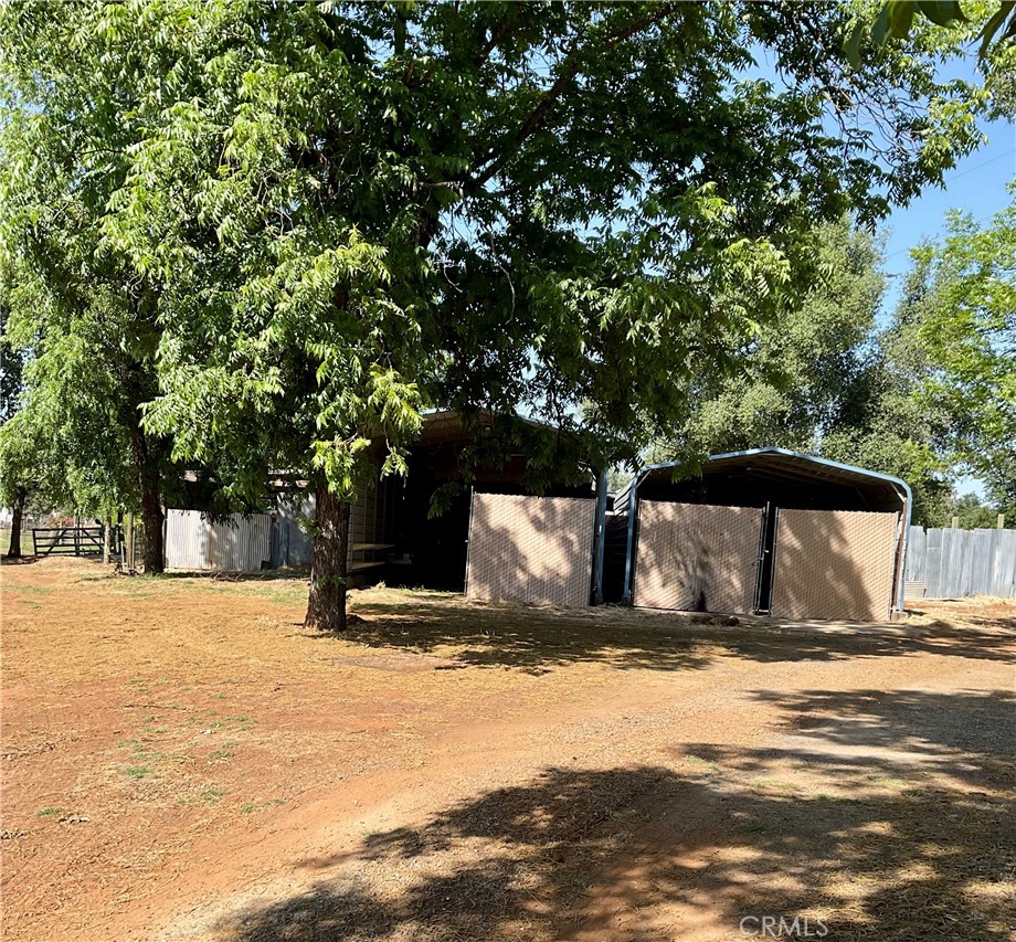 6327 Lincoln Boulevard Property Photo 17