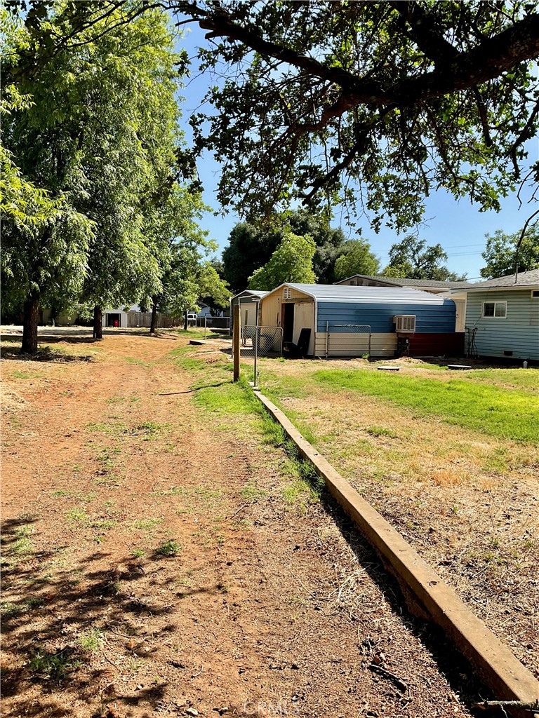 6327 Lincoln Boulevard Property Photo 19