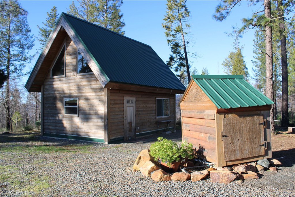 65 Starcrest Lane