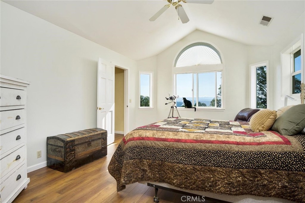 9051 Regent Way Property Photo 32