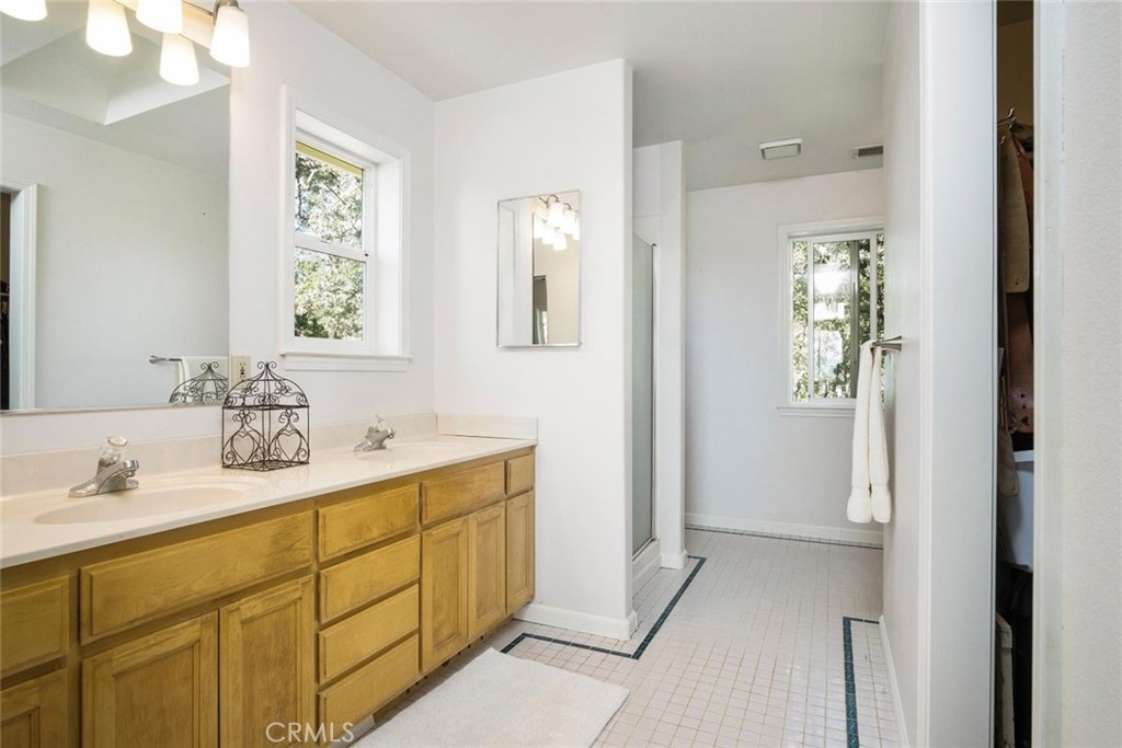 9051 Regent Way Property Photo 34