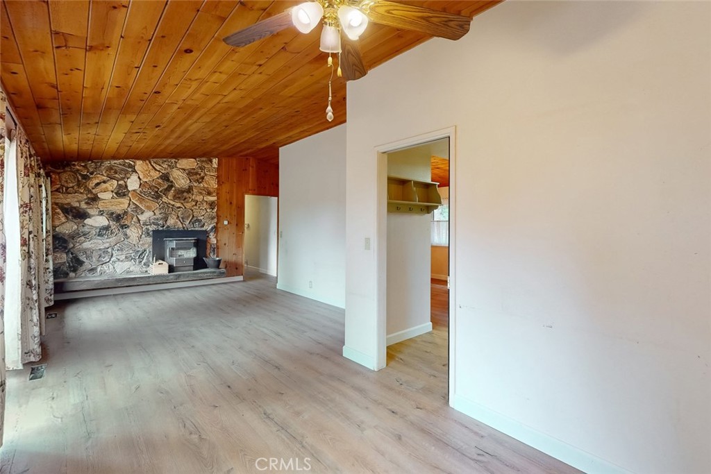 22335 Cheryl Court Property Photo 30