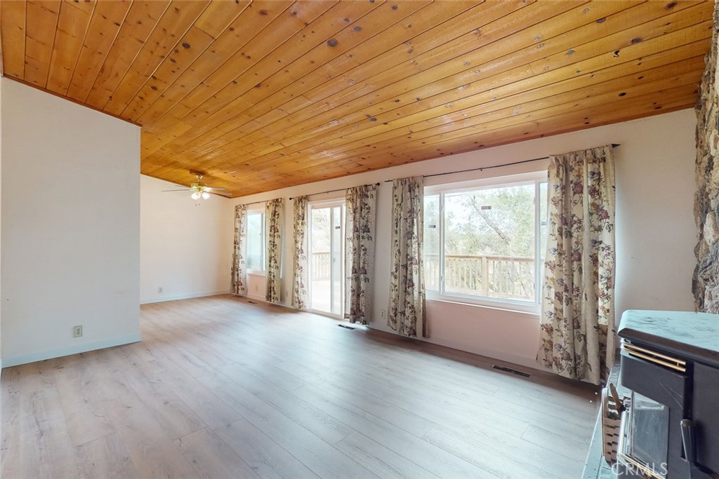 22335 Cheryl Court Property Photo 32