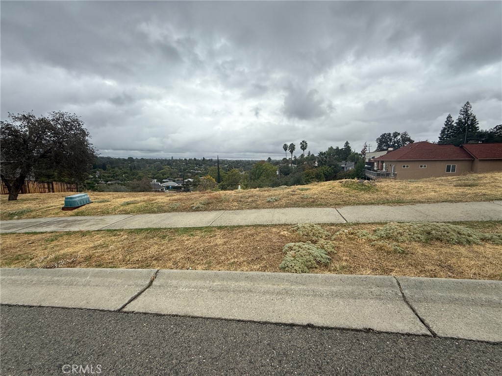 13 Hawley Trail Property Photo 7