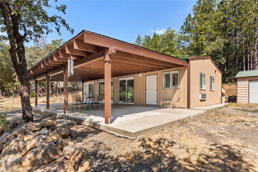 72 Handel Property Photo 1