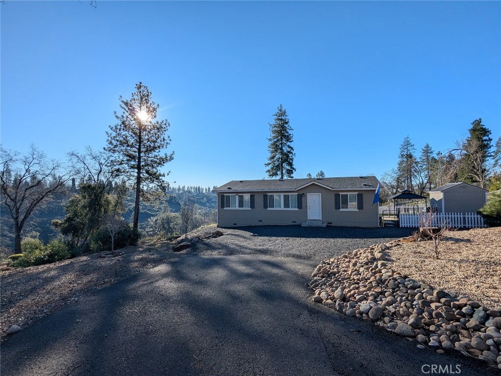 1658 Jaramillo Property Photo 2