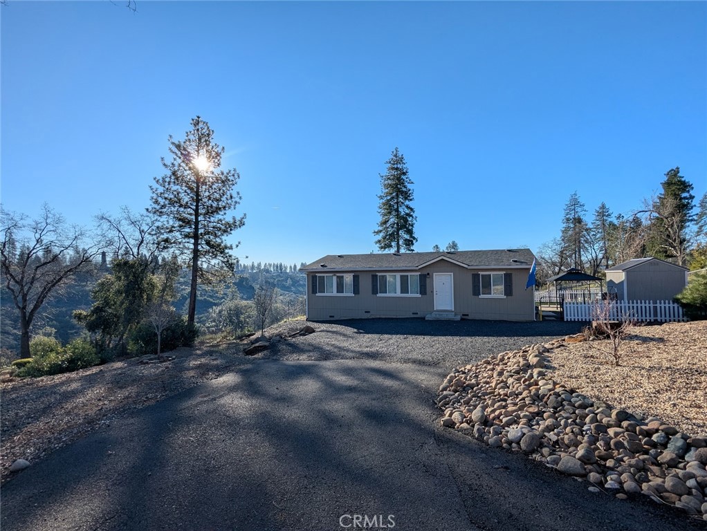 1658 Jaramillo Property Photo 2