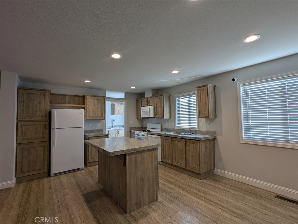 1658 Jaramillo Property Photo 7