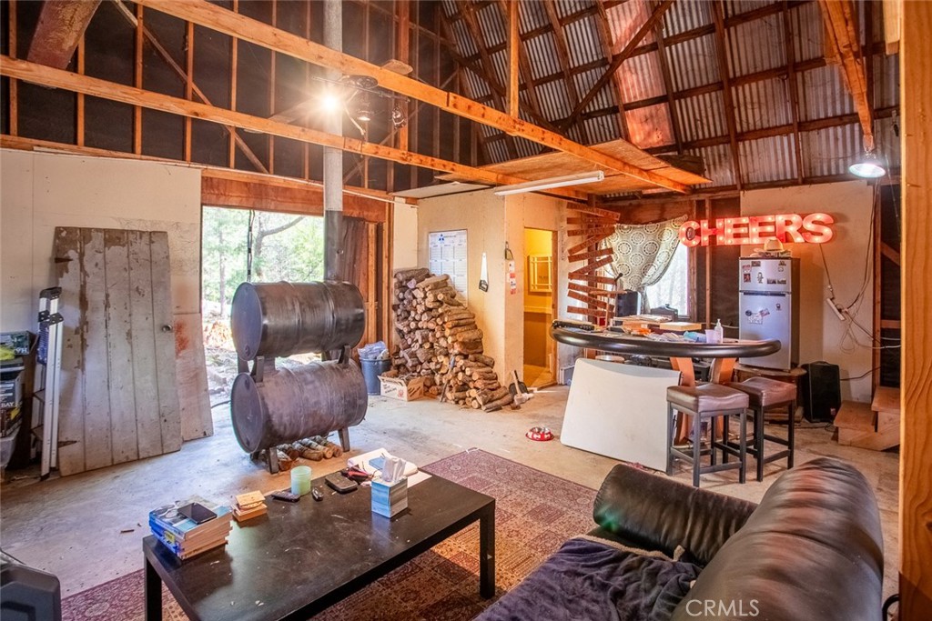 14872 Queenan Property Photo 54