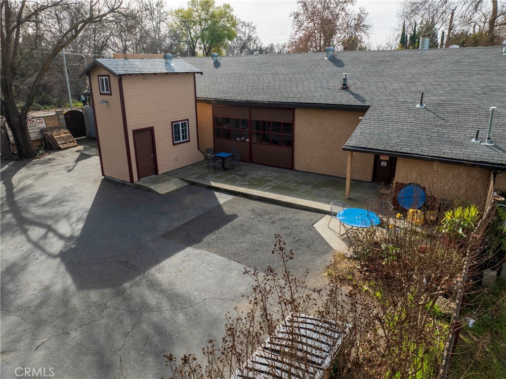1078 Humboldt Property Photo 8