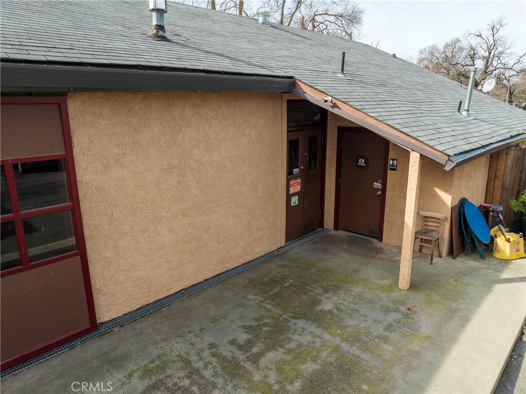 1078 Humboldt Property Photo 9