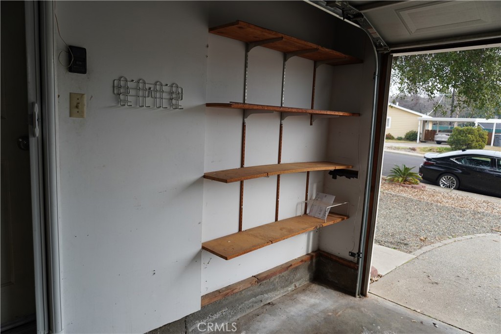 23 Leslie Lane Property Photo 29