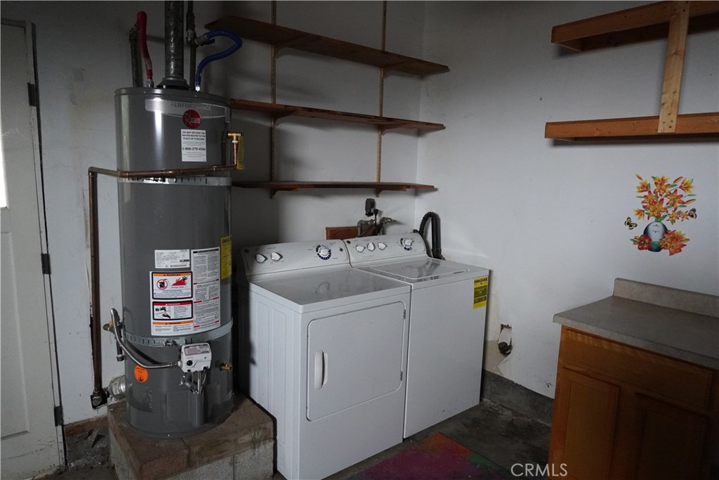23 Leslie Lane Property Photo 34