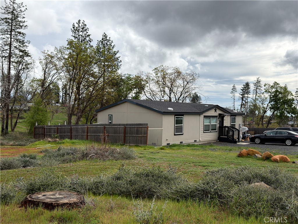 5684 Clara Lane Property Photo 9
