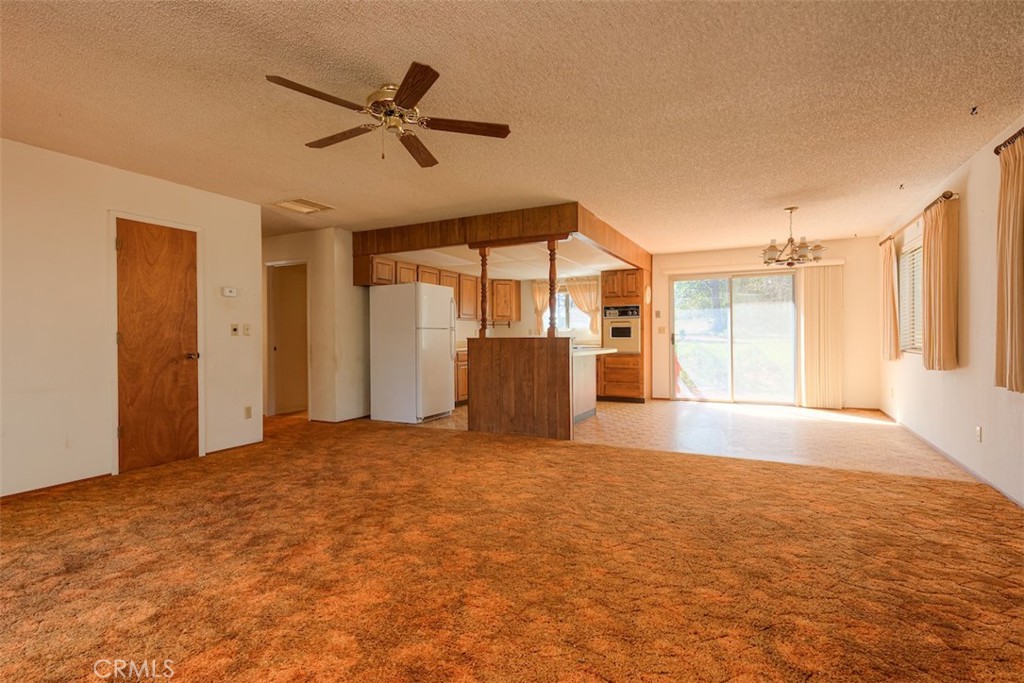 712 Bloomer Hill Property Photo 9
