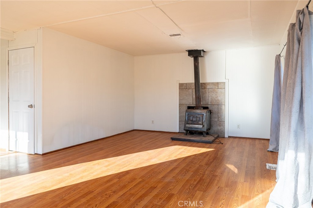 6962 Melvina Property Photo 10