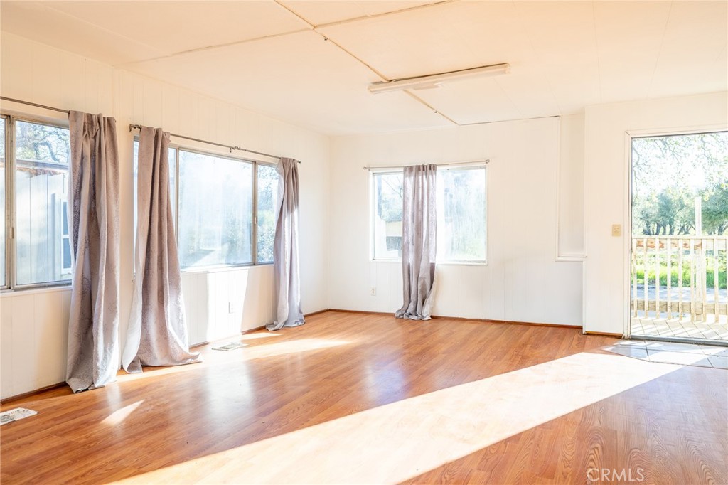 6962 Melvina Property Photo 12
