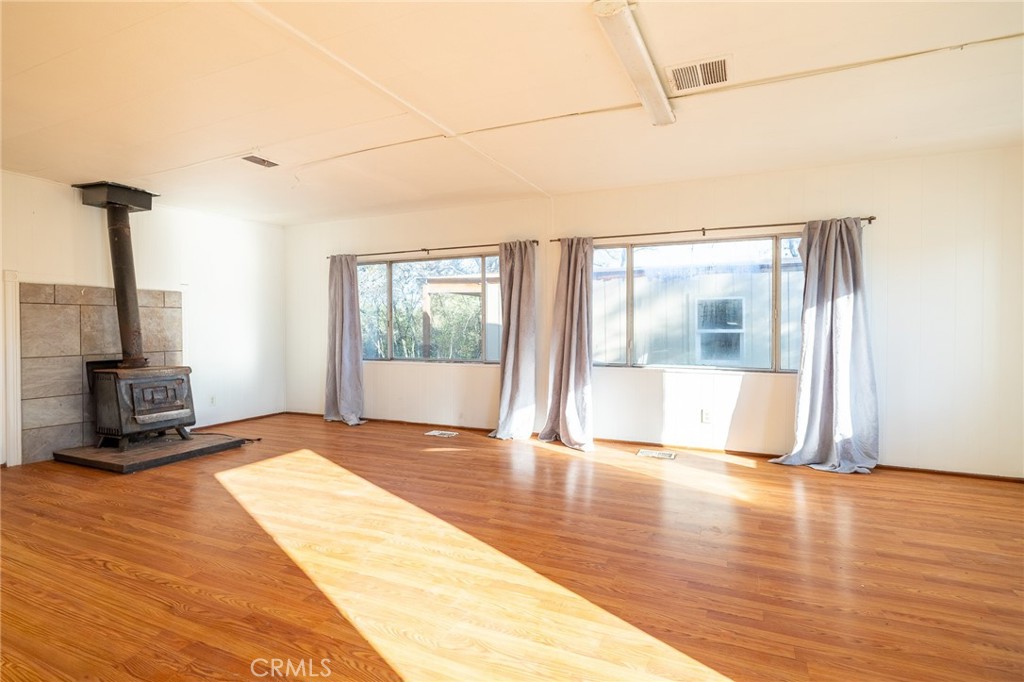 6962 Melvina Property Photo 13