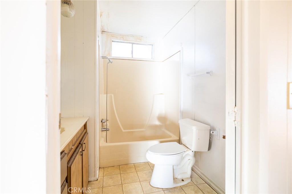6962 Melvina Property Photo 18