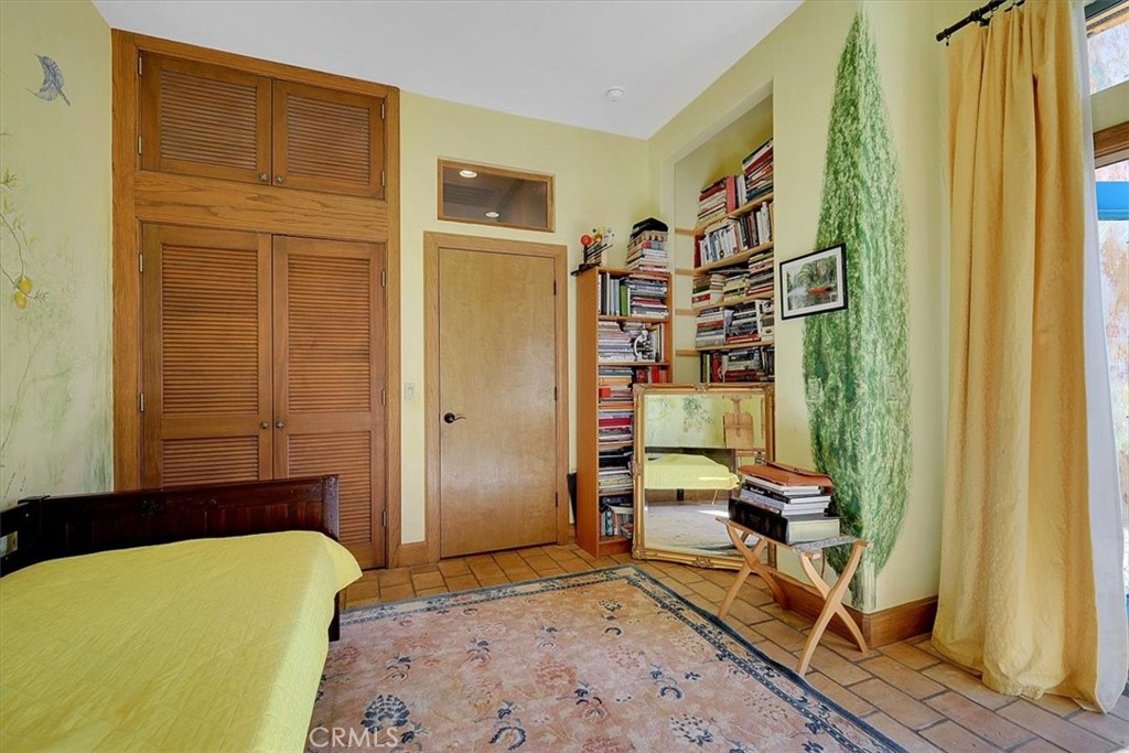 9735 Stackhouse Lane Property Photo 25