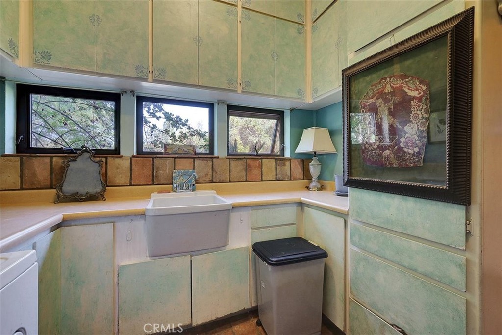 9735 Stackhouse Lane Property Photo 36