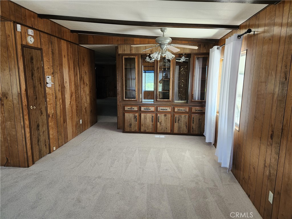 5181 Royal Oaks Property Photo 5