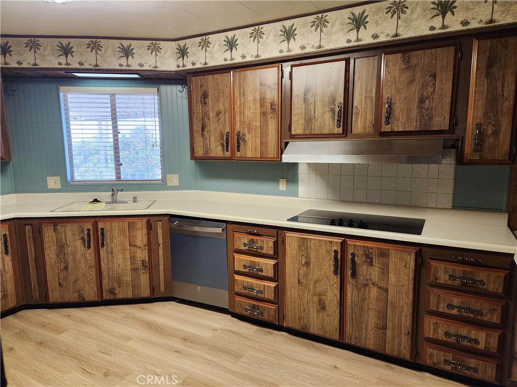5181 Royal Oaks Property Photo 10