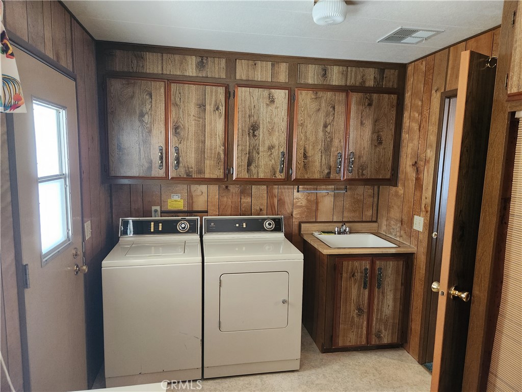 5181 Royal Oaks Property Photo 13