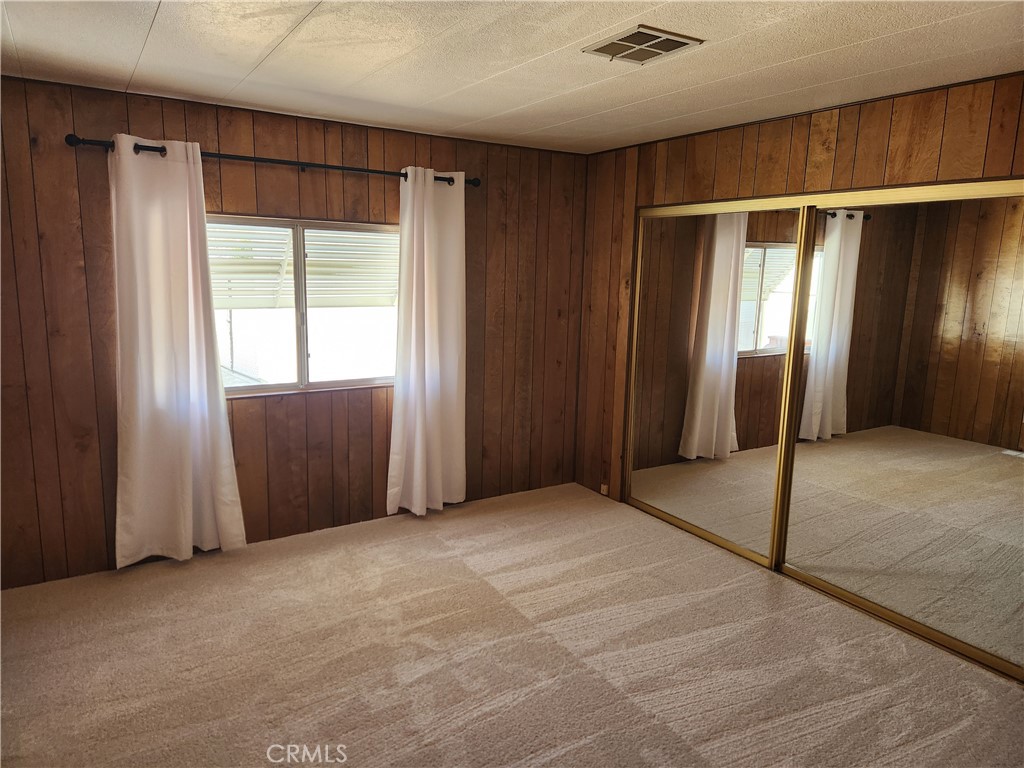 5181 Royal Oaks Property Photo 16