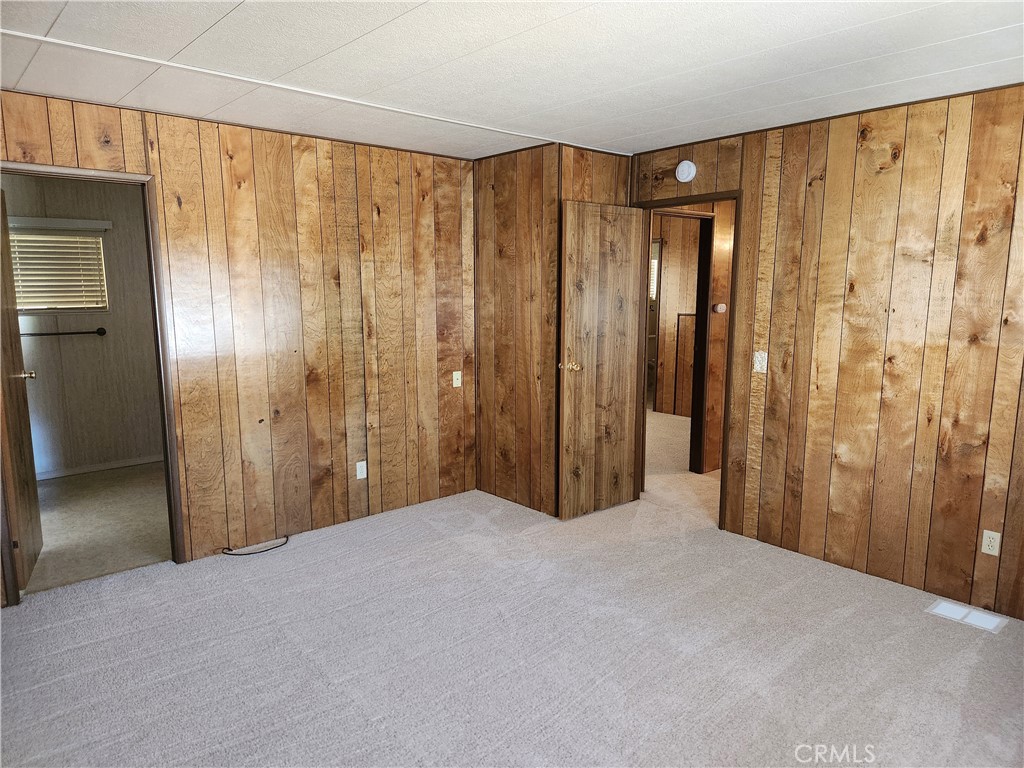 5181 Royal Oaks Property Photo 18