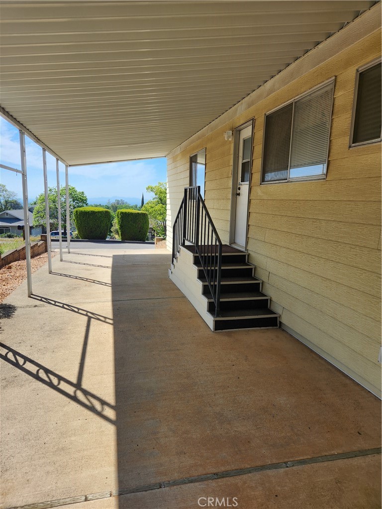 5181 Royal Oaks Property Photo 29