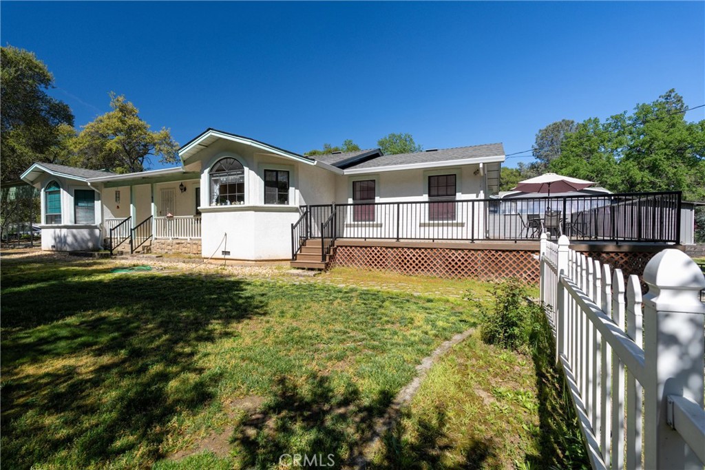 62 Blakeslee Drive Property Photo 3