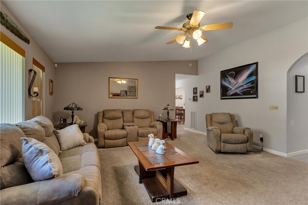 62 Blakeslee Drive Property Photo 6